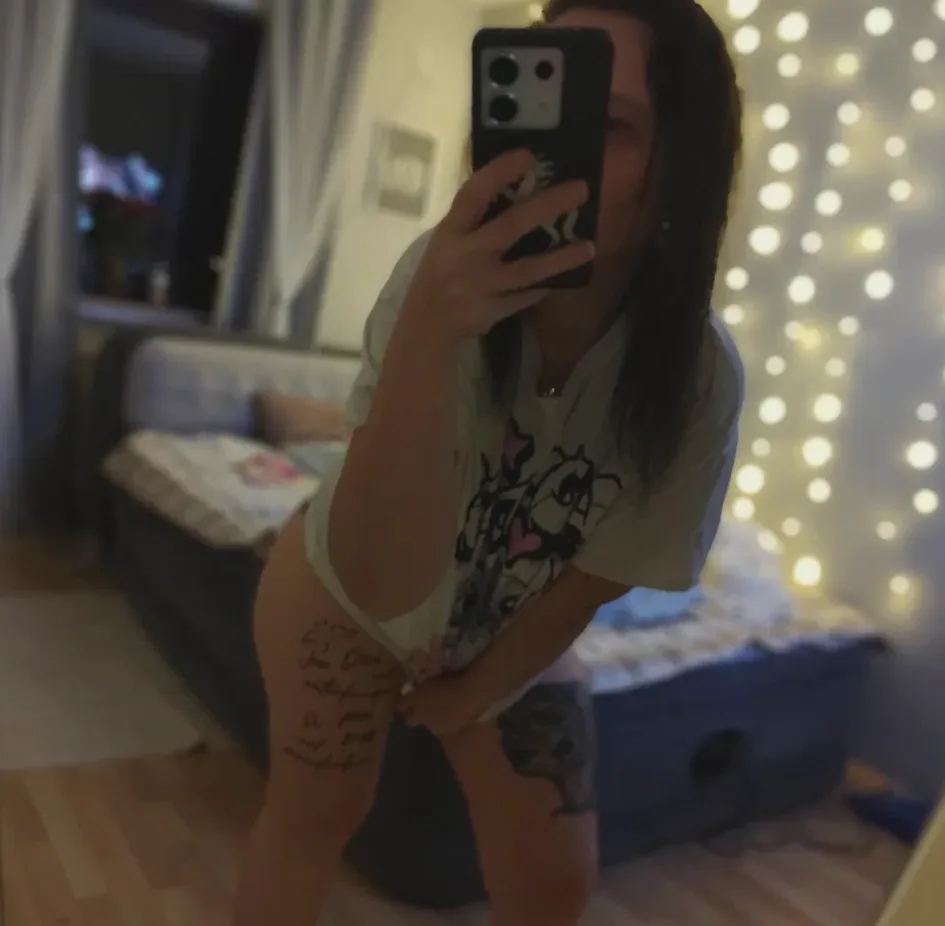 Jade, 36