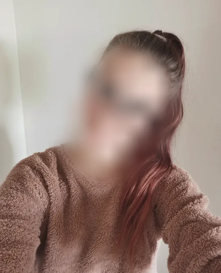 Karolina, 28